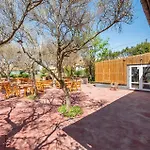 Gorgeous In With Wifi Appartement