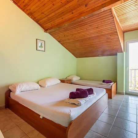 Gorgeous In With Wifi Povljana